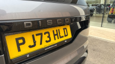 Land Rover Discovery 3.0 D300 Dynamic SE 5dr Auto Diesel Station Wagon